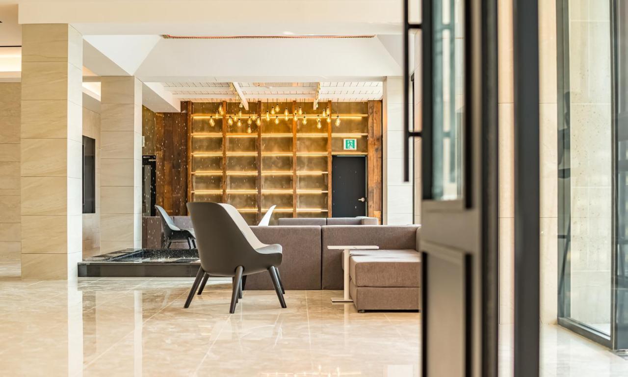 Stubborn Hotel Geoje Exterior photo